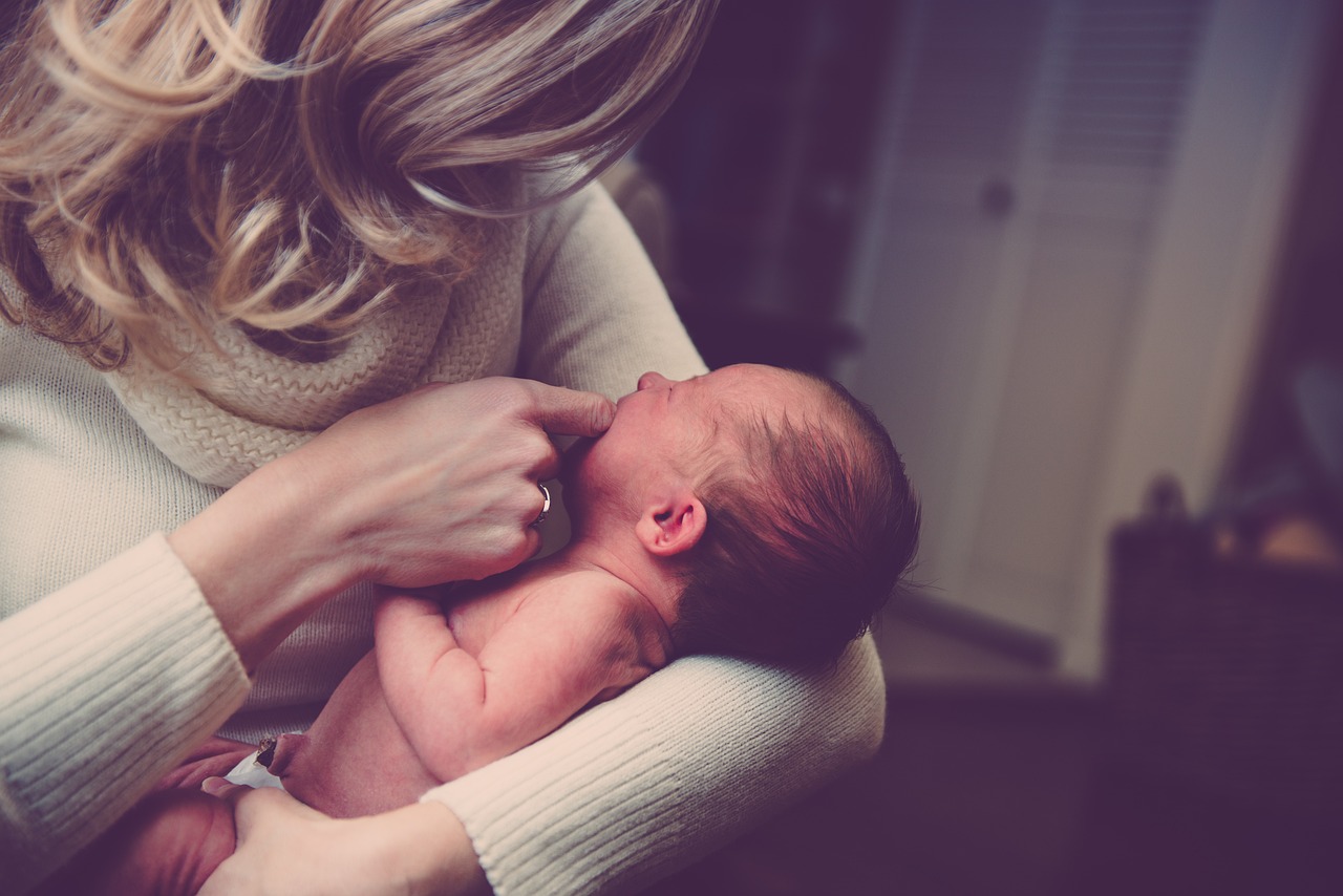 entdecken sie unsere hochwertigen baby-pflegeprodukte für sanfte reinigung und liebevolle fürsorge. ideal für die zarte haut ihres babys.