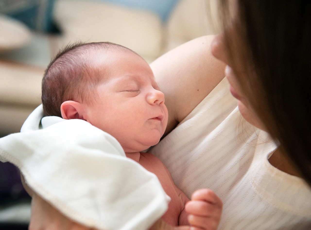 entdecken sie hochwertige baby-pflegeprodukte für die sanfte und sichere betreuung ihres babys. von hautpflege bis zu reinigung – alles, was ihr baby braucht.
